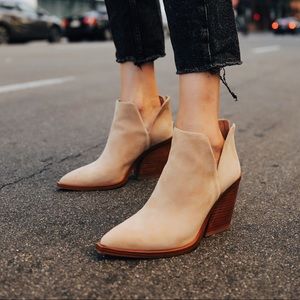 ✨ nwot | Vince camuto | gigietta suede booties
